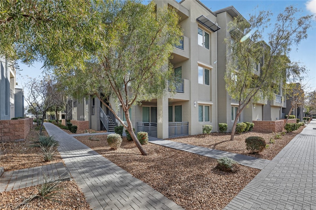 11256 Rainbow Peak Avenue 208