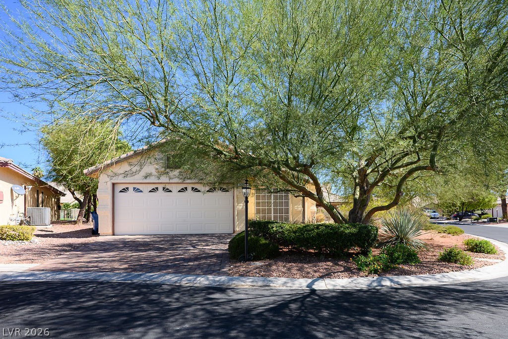 4824 Lawnwood Court