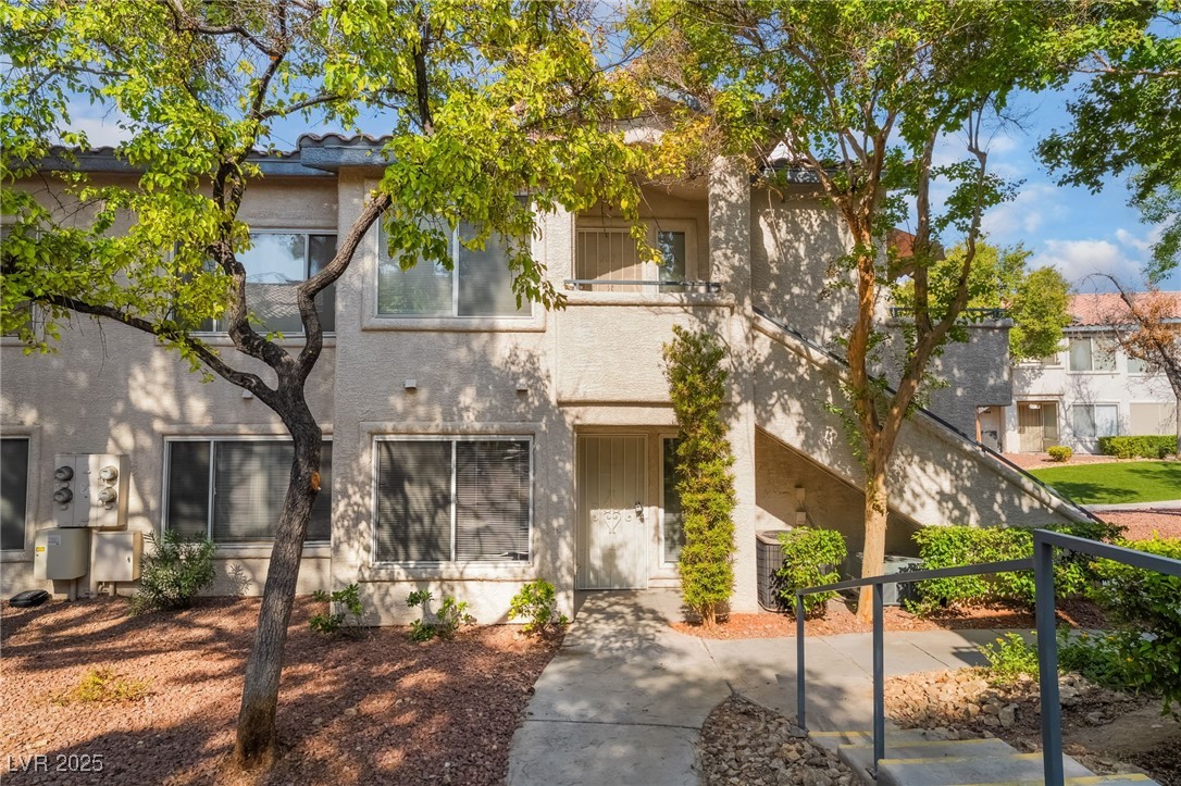 3160 Tarpon Drive 102