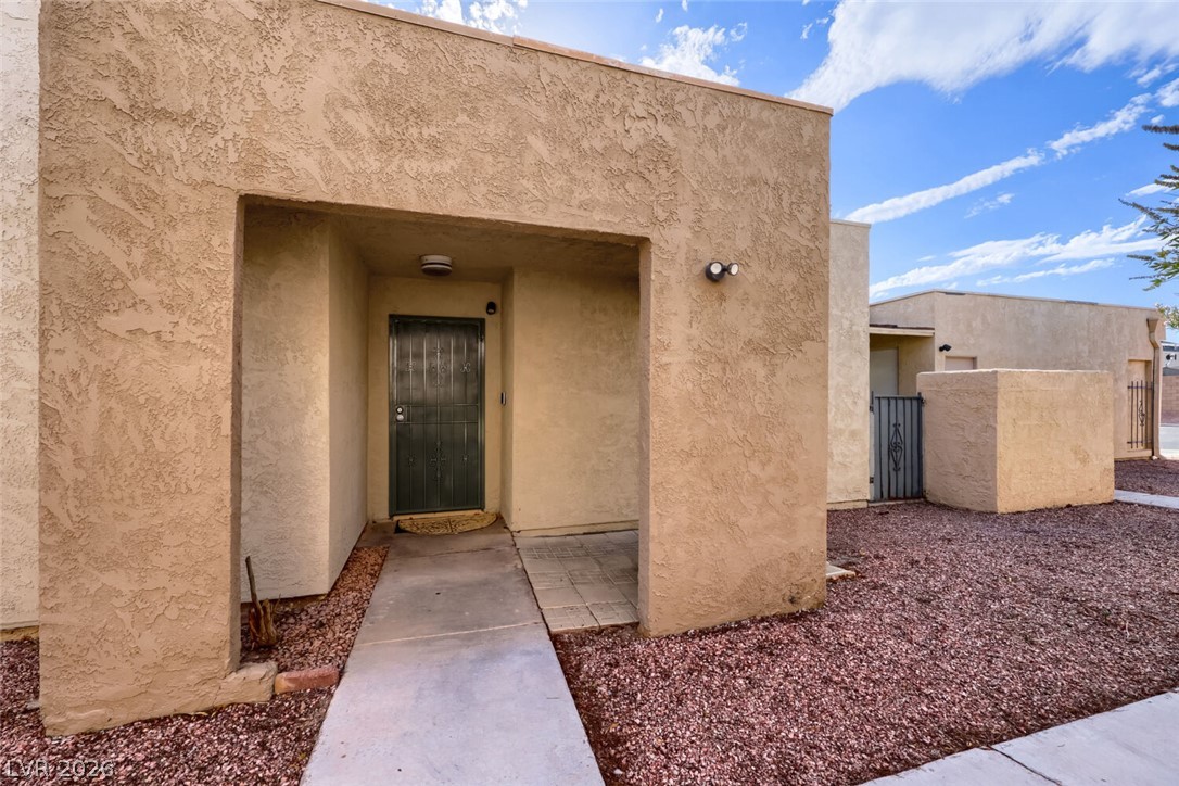 4213 Essex Green Court
