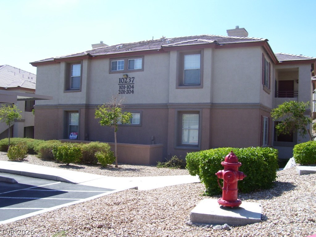 10237 King Henry 102