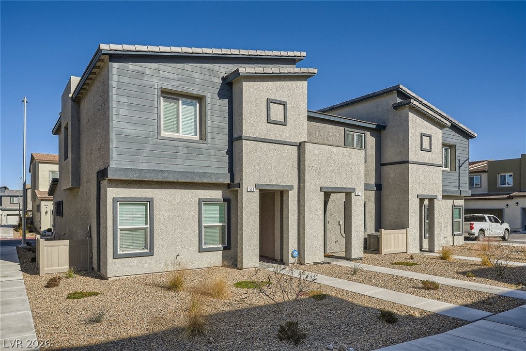 527 Clearsable Avenue