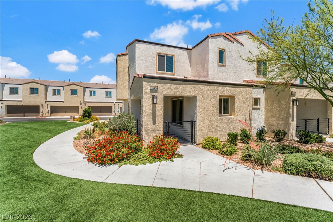 3545 Golden Chariot Ave