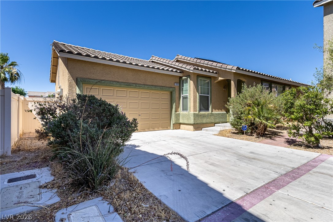 2520 Bottle Palm Court