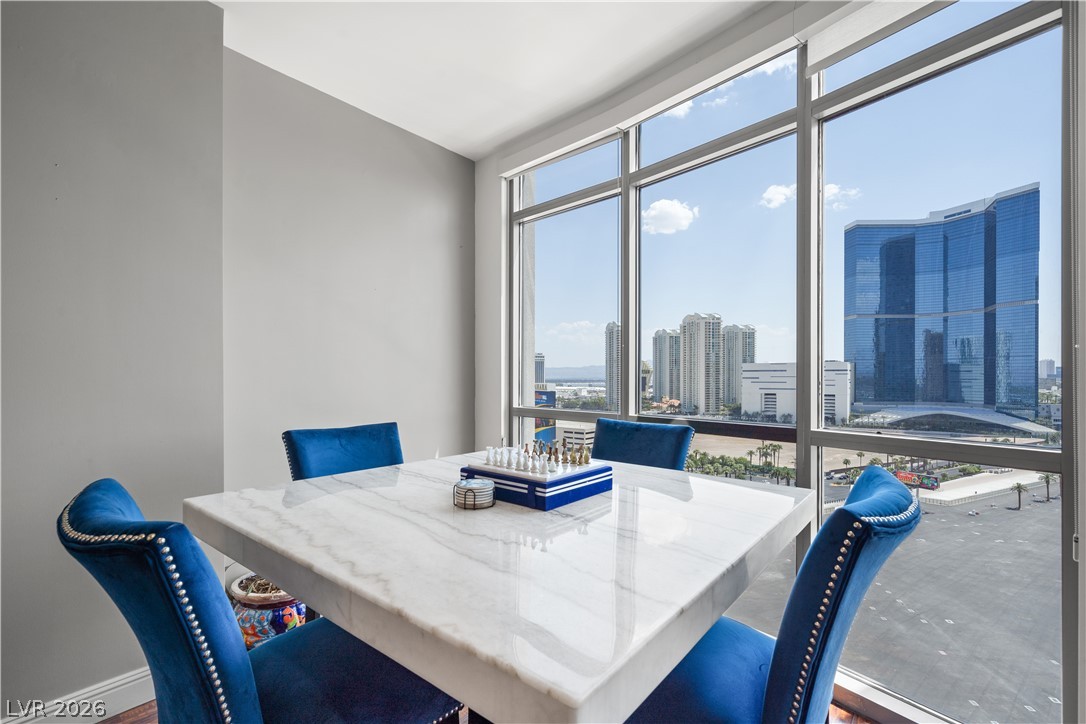 200 West Sahara Avenue 1804