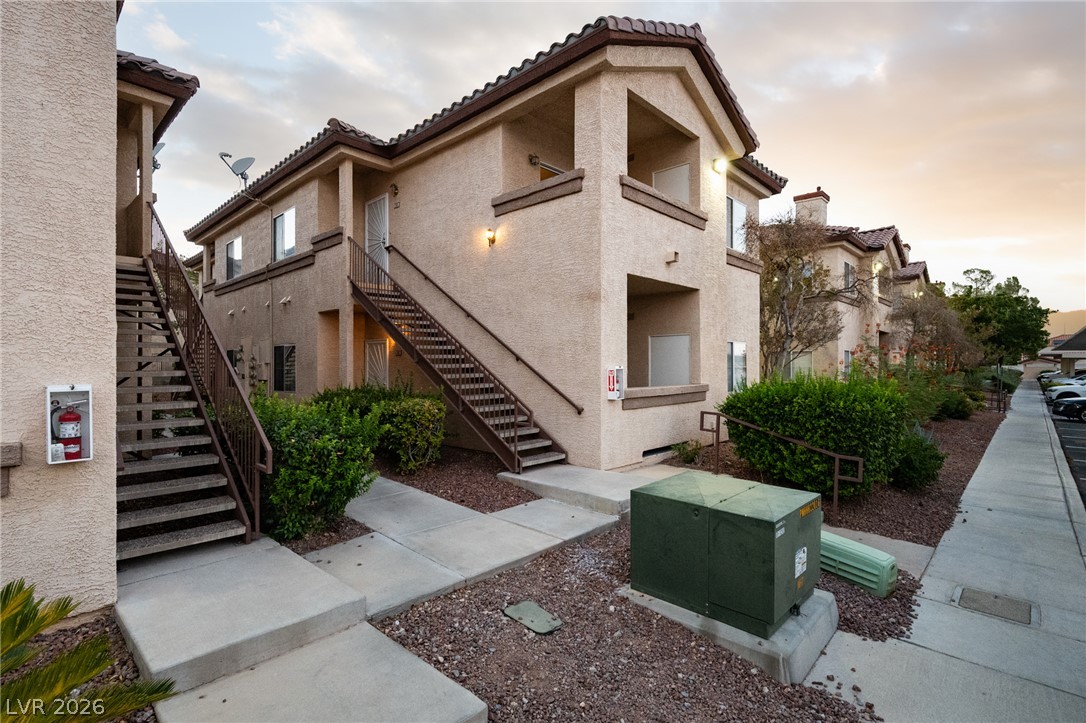 8501 West University Avenue 2081