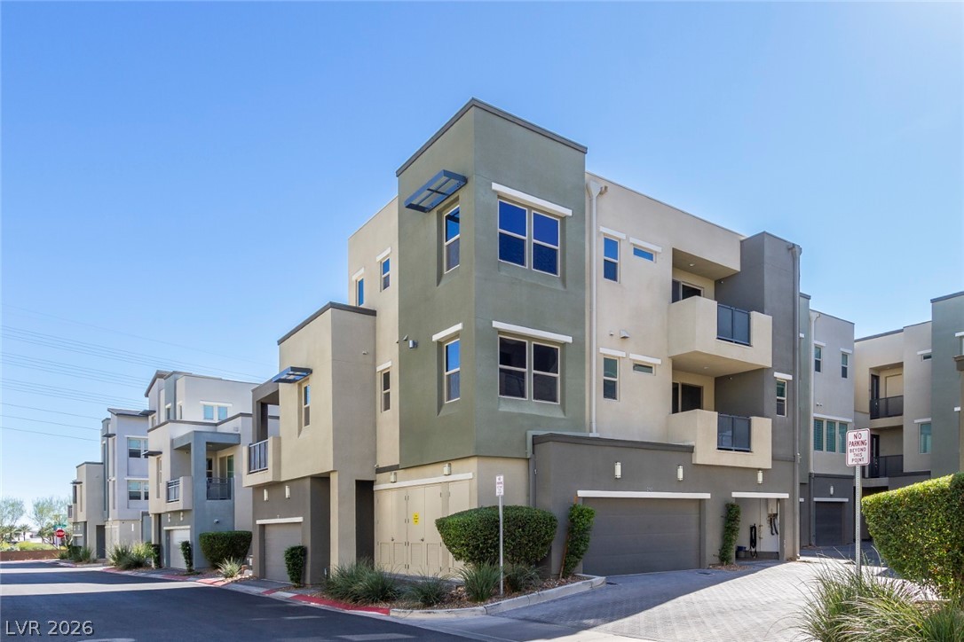 11257 Rainbow Peak Avenue 211