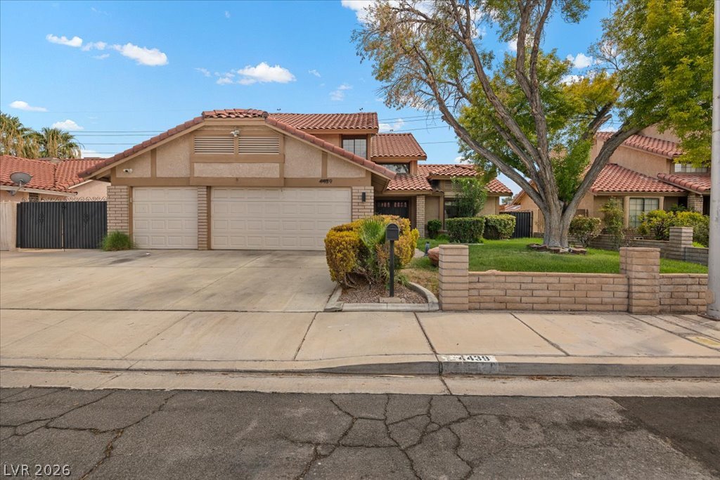 4439 Selleck Lane