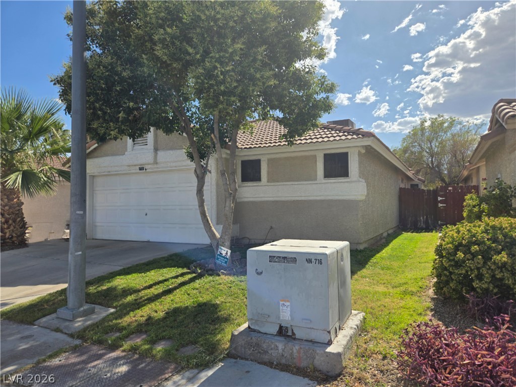 2733 Ironside Drive