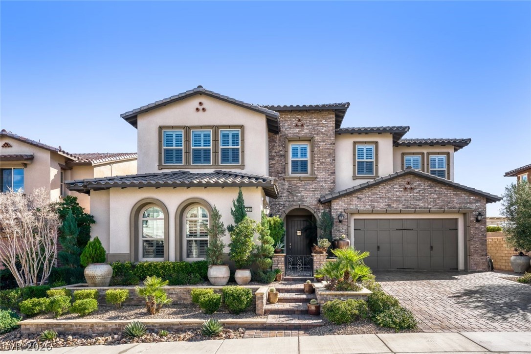 12031 Tramonto Avenue