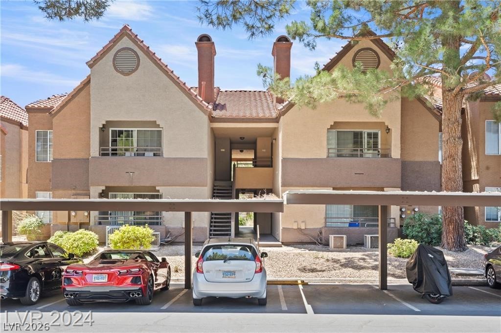 2200 South Fort Apache Road 1076