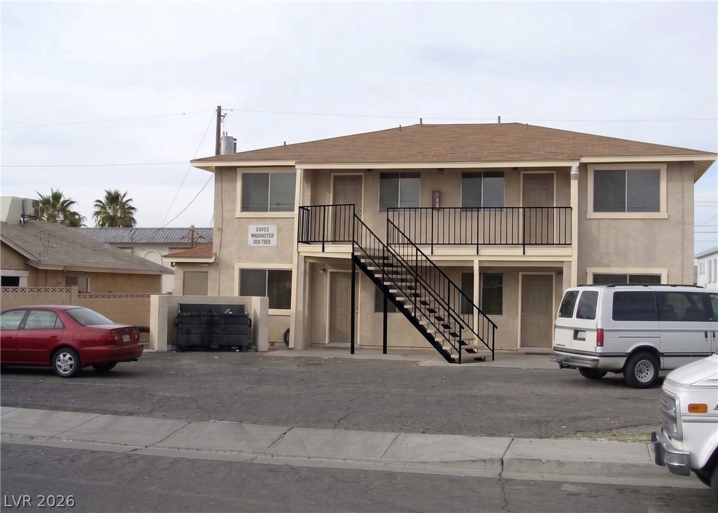 203 Bruce Way