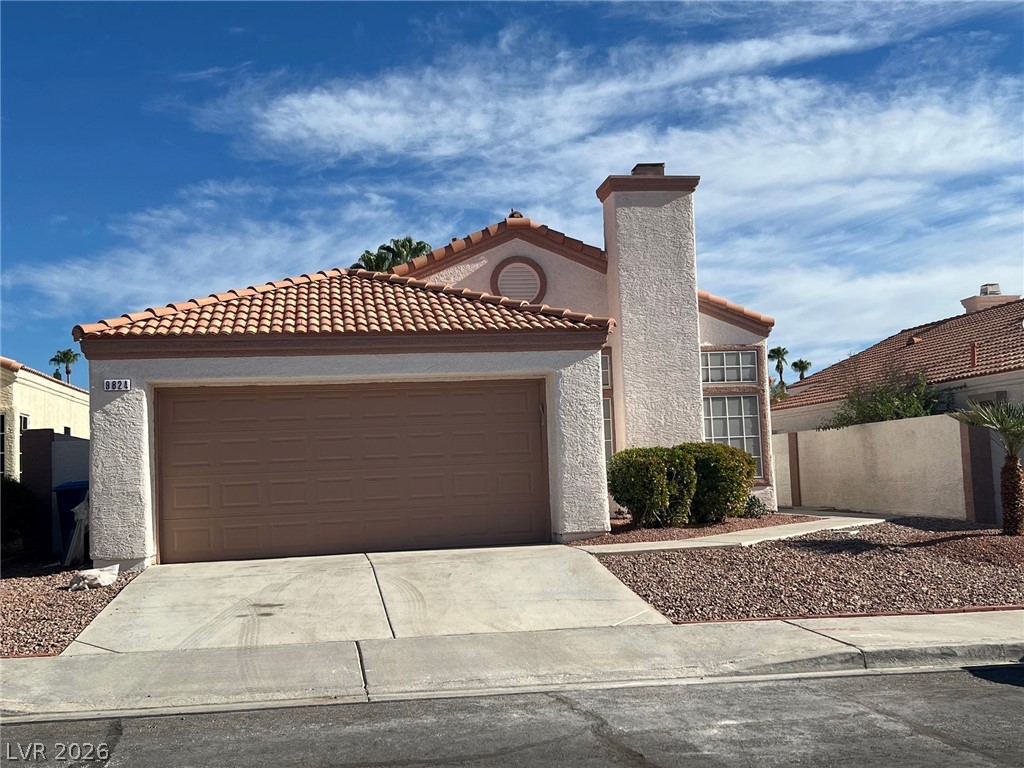 9824 Cross Creek Way