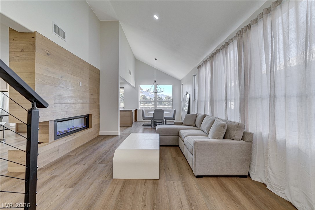 1317 Fox Acres Drive