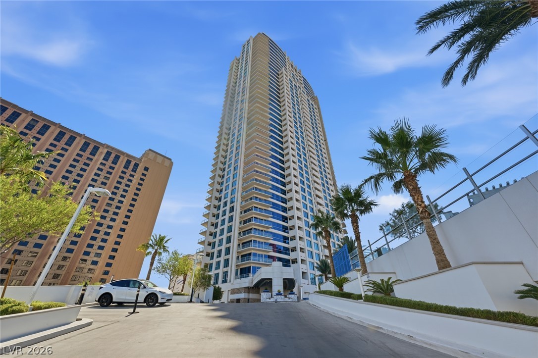 2700 Las Vegas Boulevard 3304