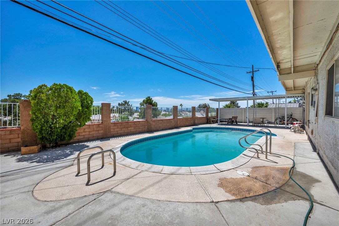 313 Falcon Lane