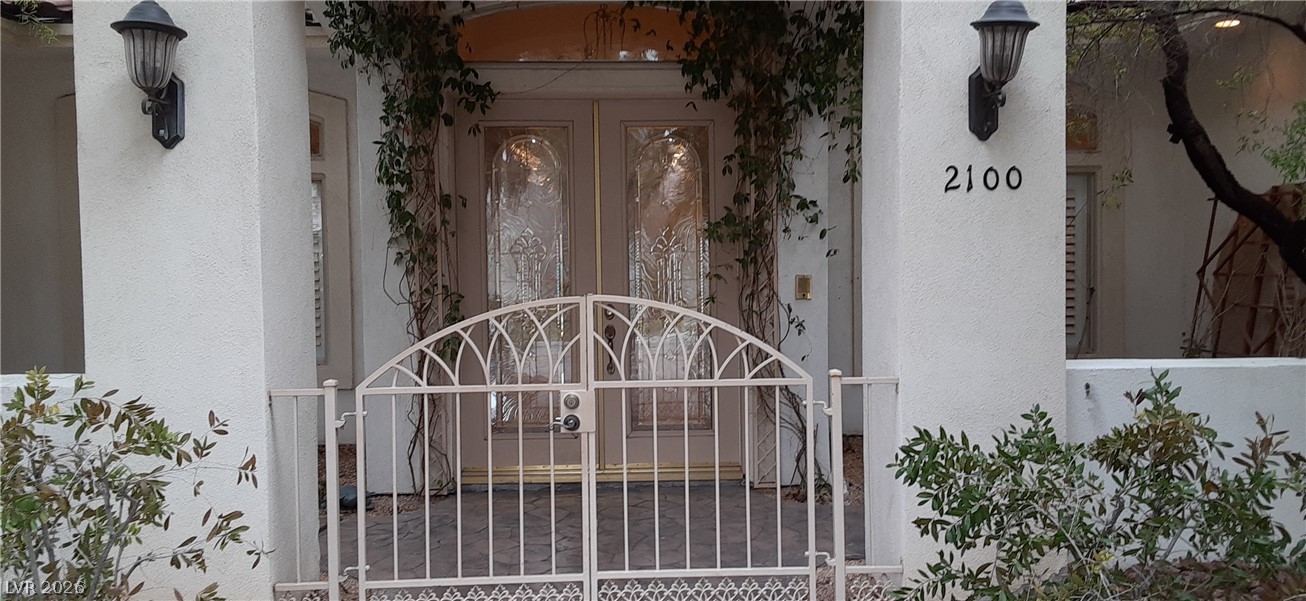 2100 Bogart Court