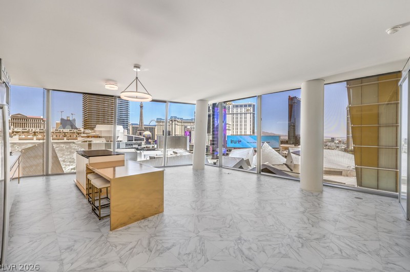 3726 Las Vegas Boulevard 811
