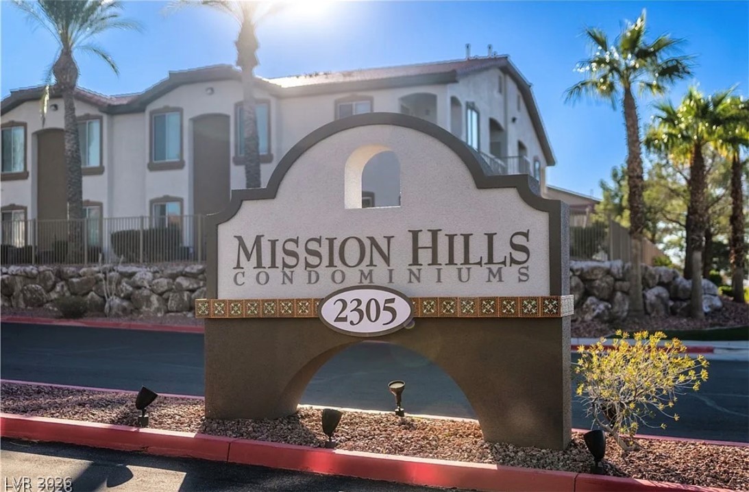 2305 West HORIZON RIDGE Parkway 1814