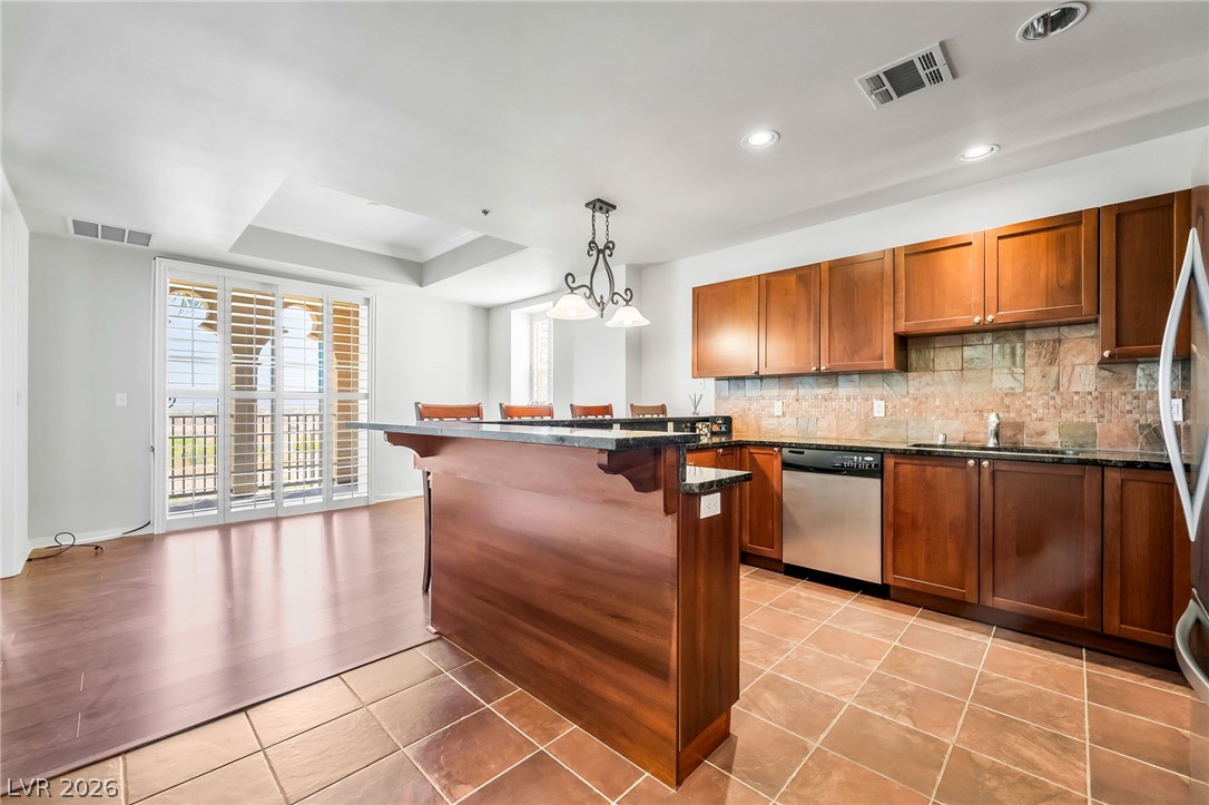 2405 West Serene Avenue 529