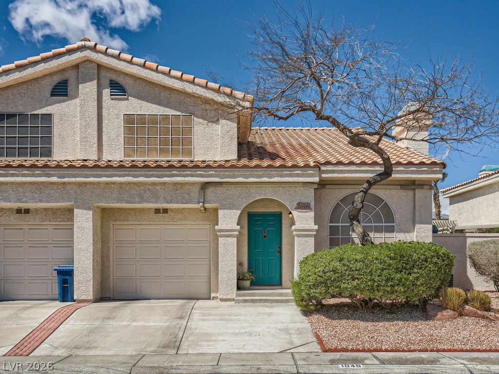 1045 Grammy Drive