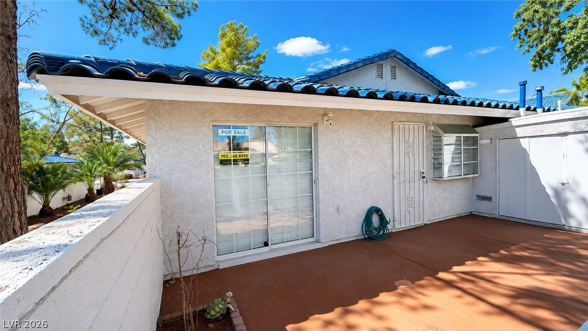 2140 Petersham Court B
