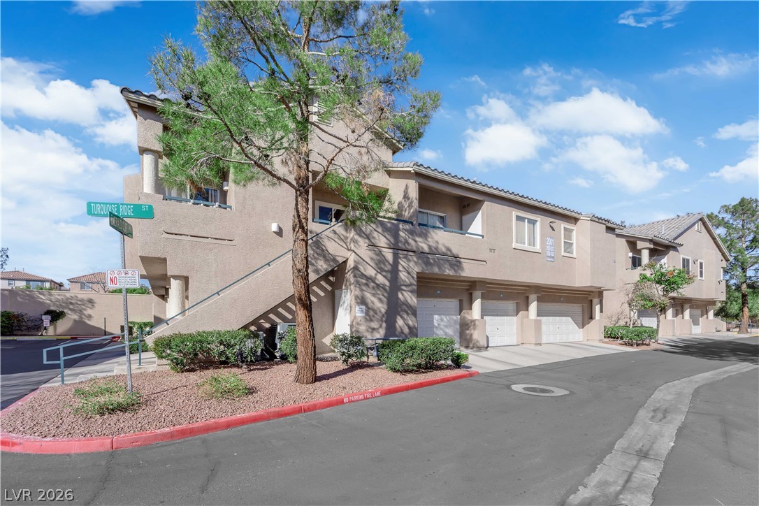 2001 Turquoise Ridge Street 202