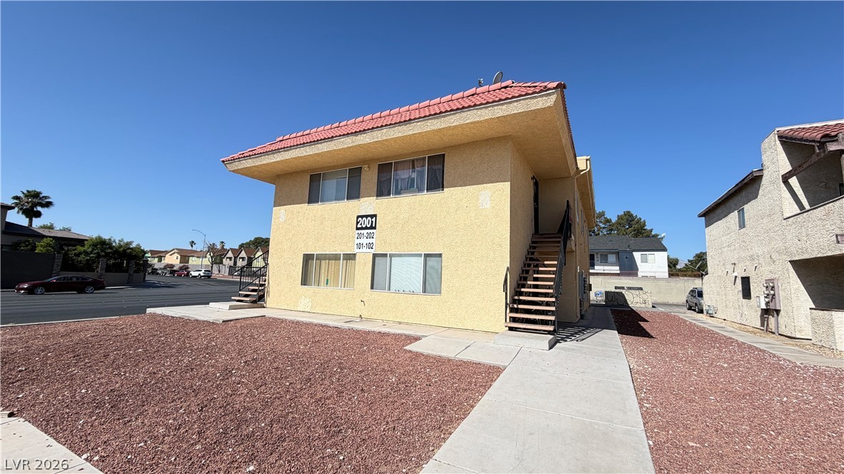 2001 WINWOOD Street 201C