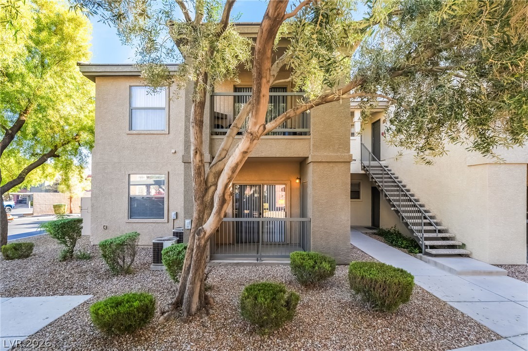 8000 West Badura Avenue 1057