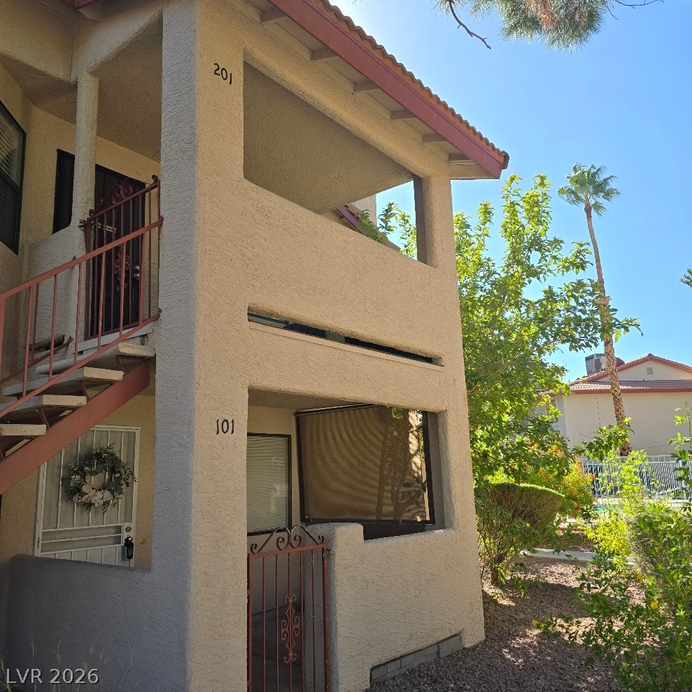 713 Rock Springs Drive 101