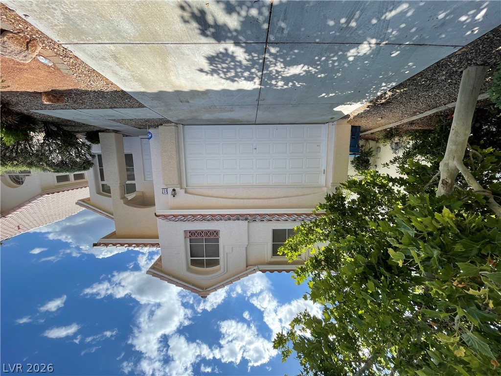 1517 Cross Country Street