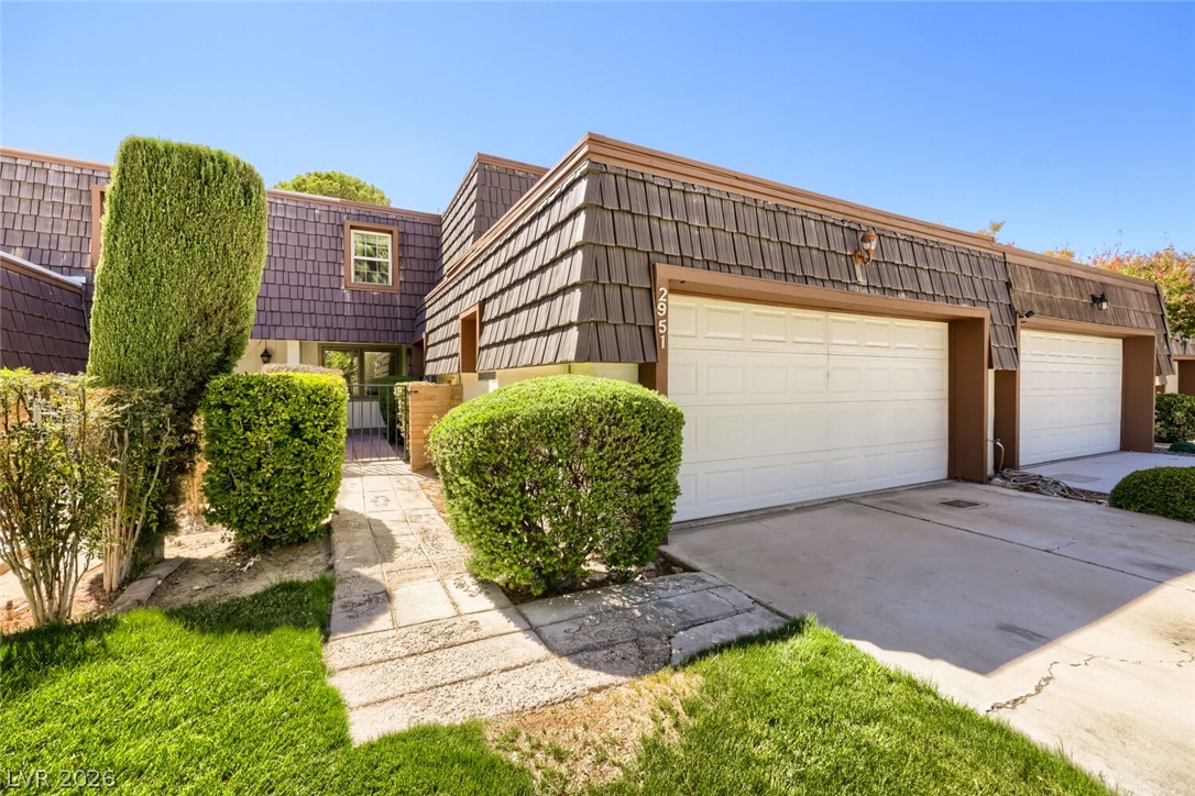 2951 Pinehurst Drive