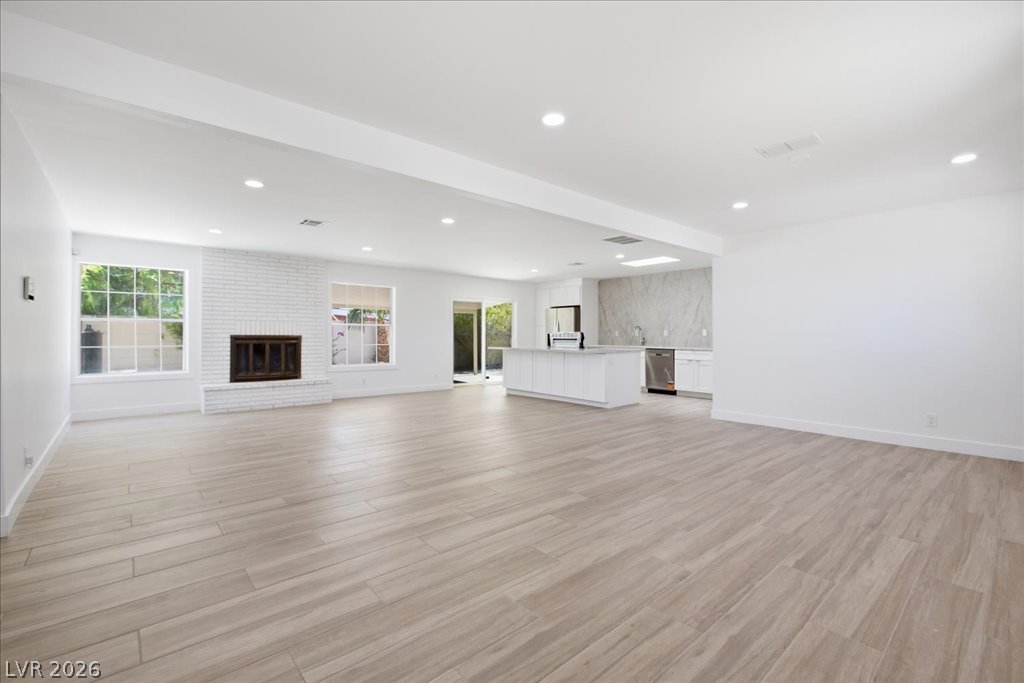 1300 Canosa Avenue