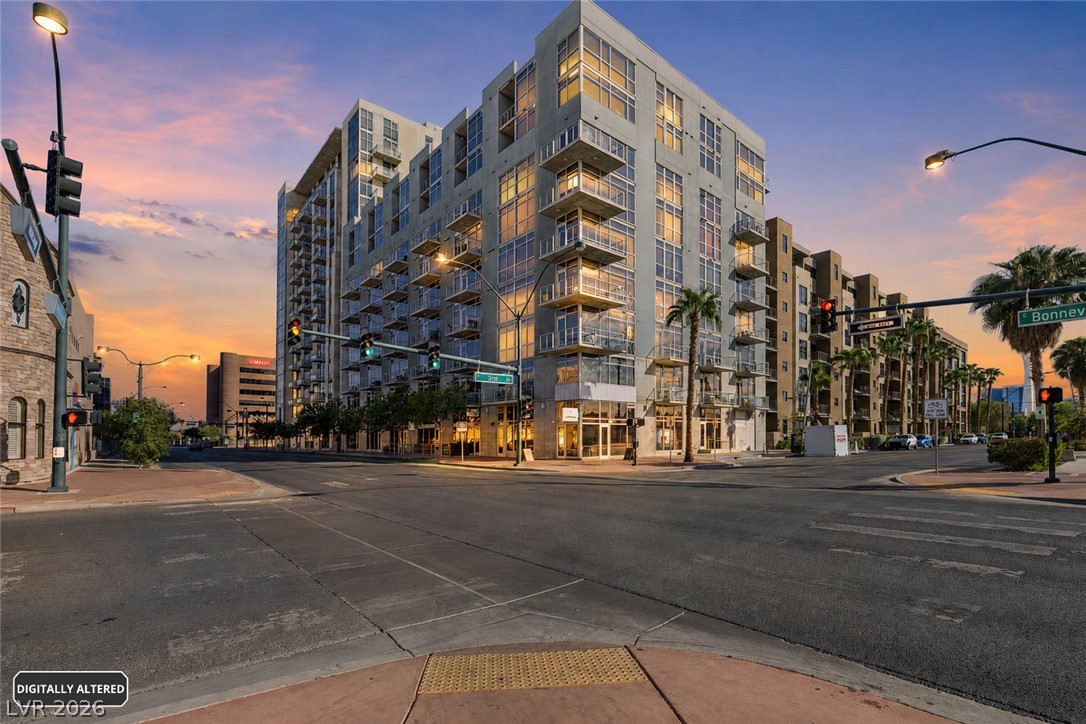 353 East Bonneville Avenue 301