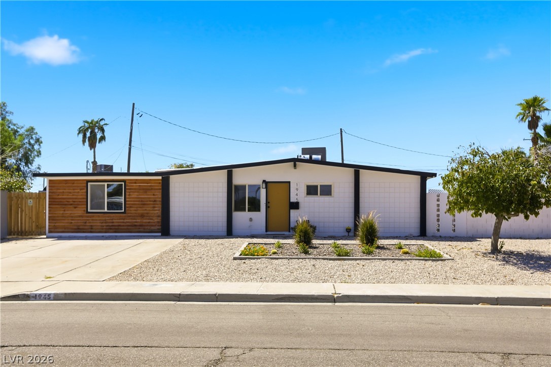 1945 Palma Vista Avenue