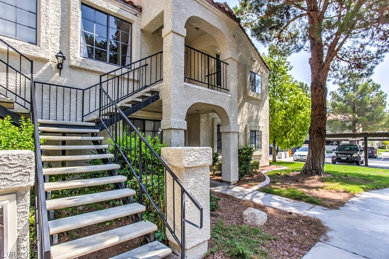 4707 Nara Vista Way 202