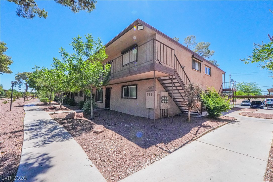 585 South Royal Crest Circle 9