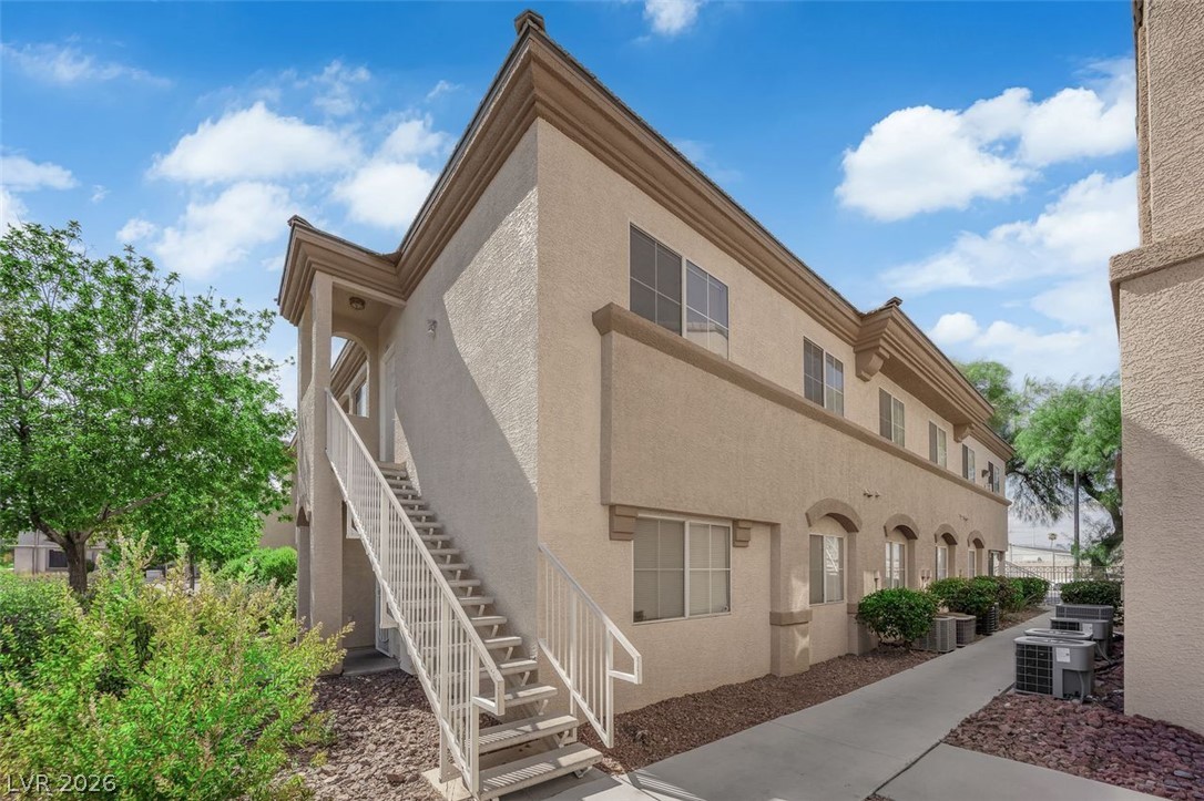 3400 Cabana Drive 2106