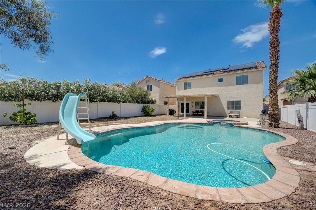 1119 Emerald Stone Avenue