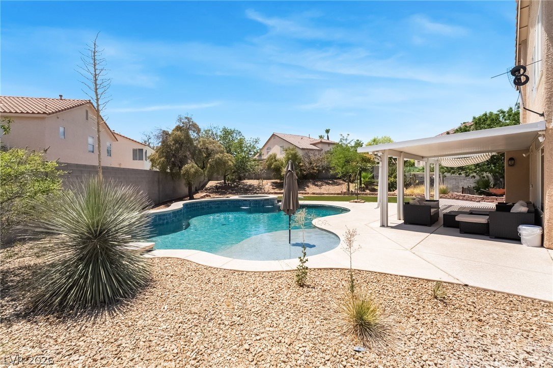 8253 Ruby Mountain Way