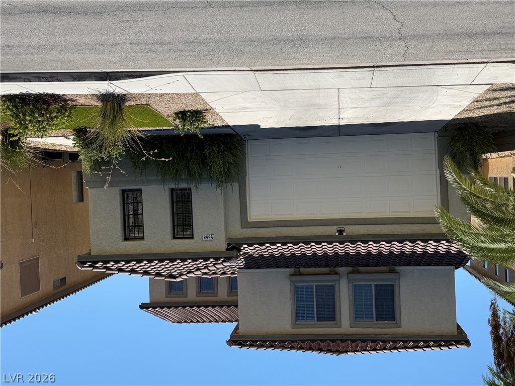 5558 Golden Palms Court