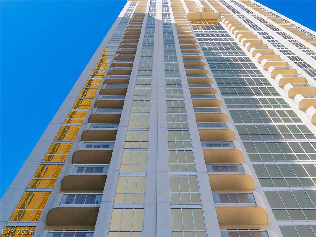 135 East Harmon Avenue 2104