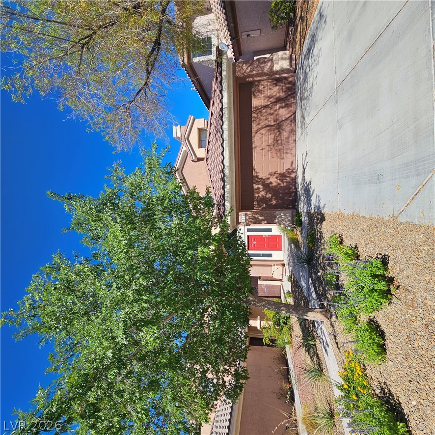 1513 Calle Montery Street