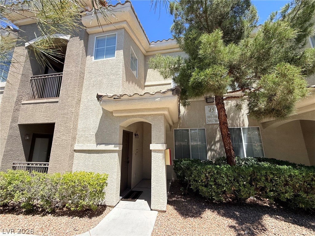 9050 West Warm Springs Road 2002