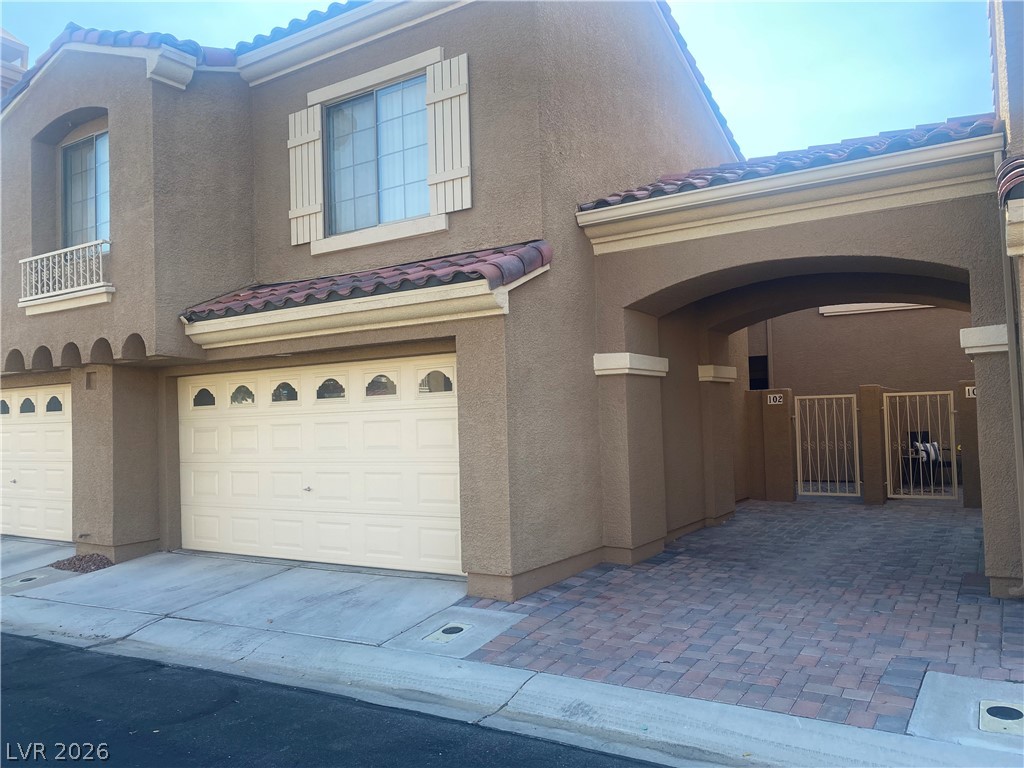 7255 Diamond Canyon Lane 102