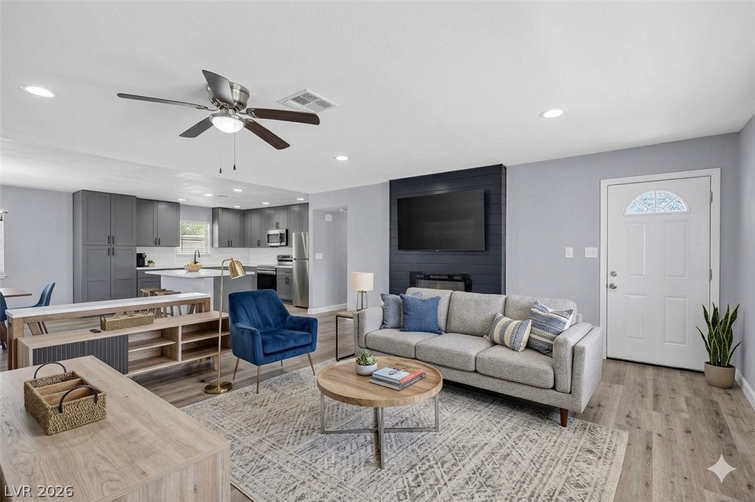 3210 Bluebird Street
