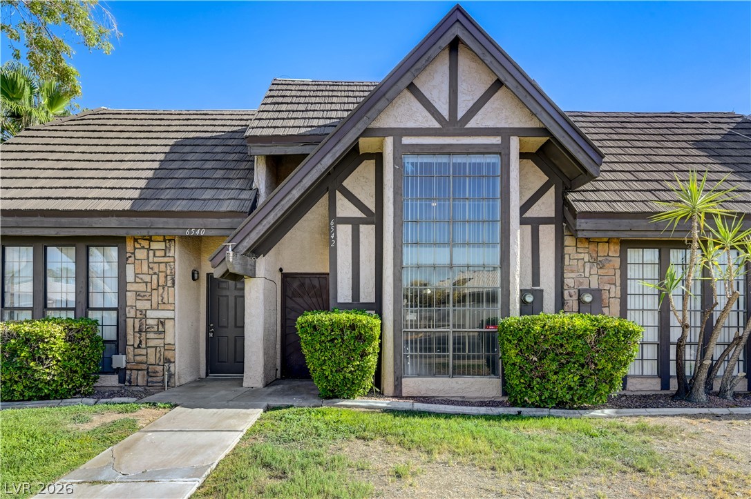 6542 Ironbark Lane