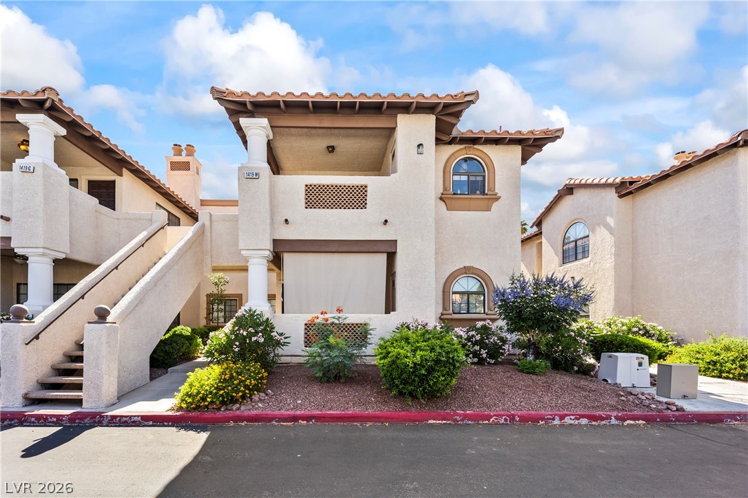 1419 Santa Margarita Street D