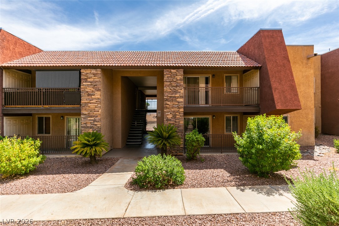 4450 Sandy River Drive 93