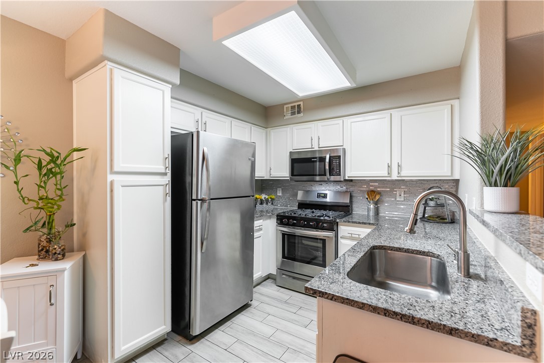 3174 Tarpon Drive 102